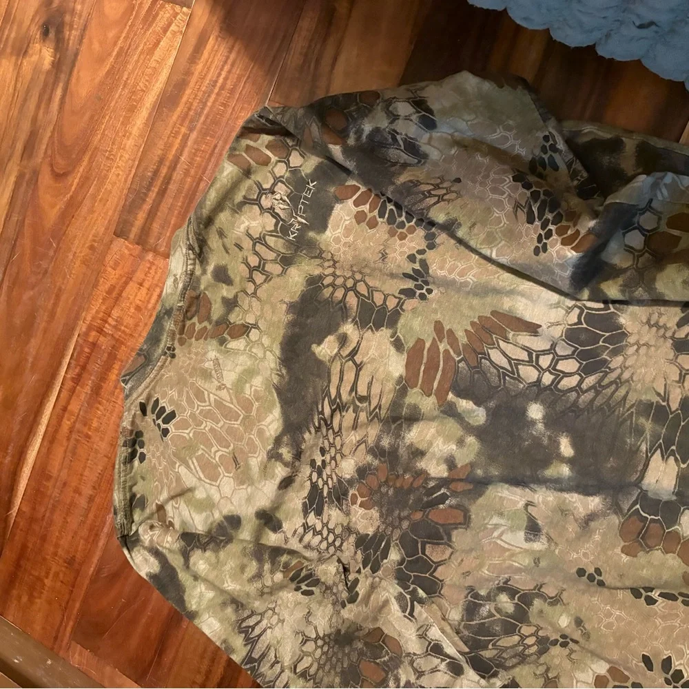 Kryptek Camo Long Sleeve Performance Shirt Size XL Hunting (0961) - Picture 6 of 7
